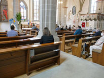 Familiengottesdienst mit den Kommunionkindern (Foto: Karl-Franz Thiede)